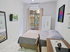 Apartamento tipo studio com uma linda sacada
